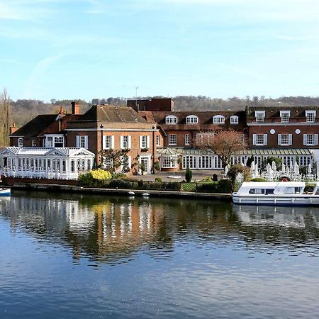 Готель Macdonald Compleat Angler Марлоу Екстер'єр фото