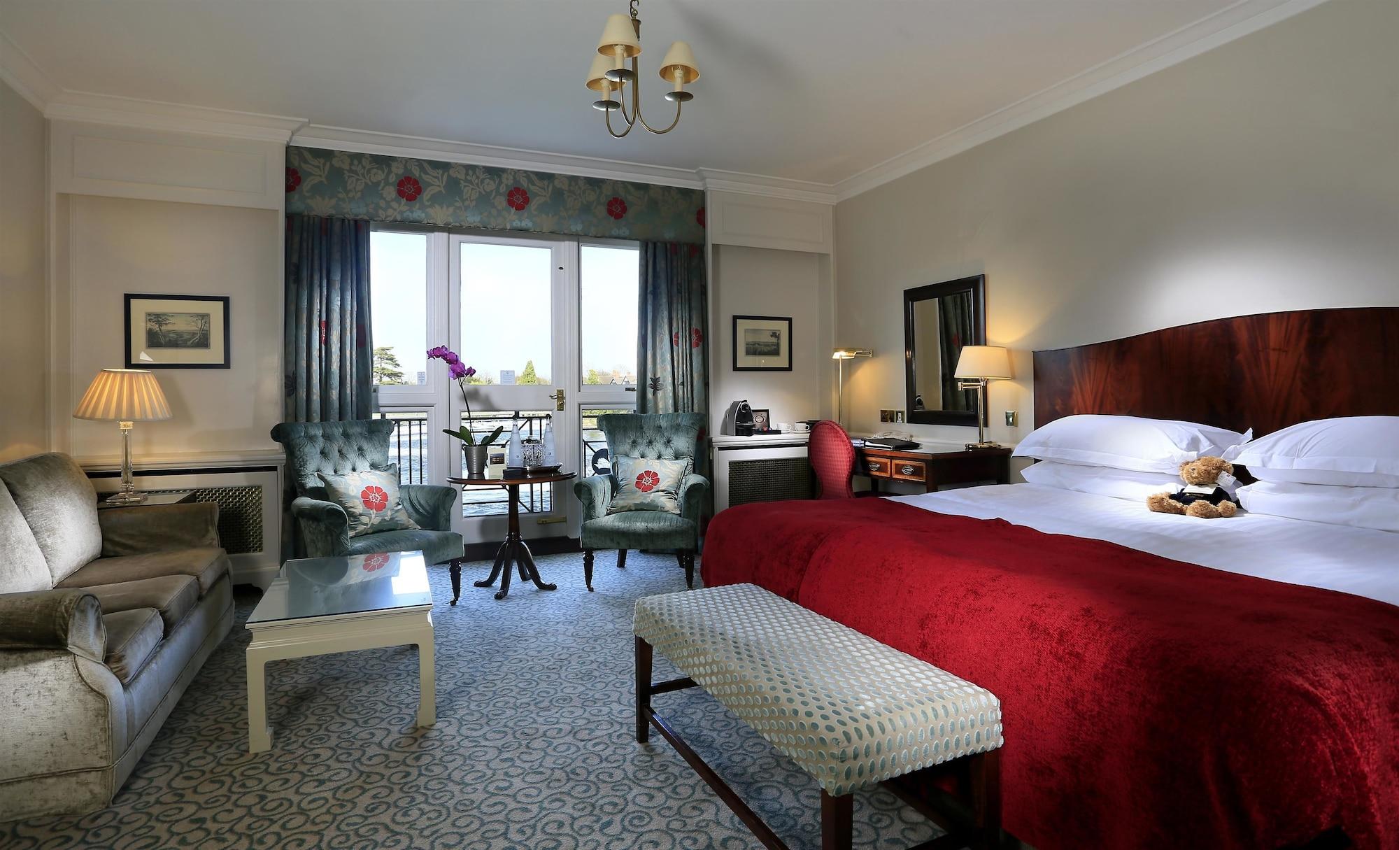 Готель Macdonald Compleat Angler Марлоу Екстер'єр фото